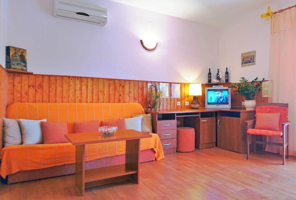 Apartments Radis 자톤 외부 사진